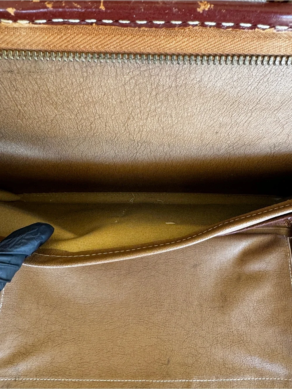 Vintage c. 1950s–1960s David’s of Hollywood Deep Buff Cowhide Leather Portfolio
